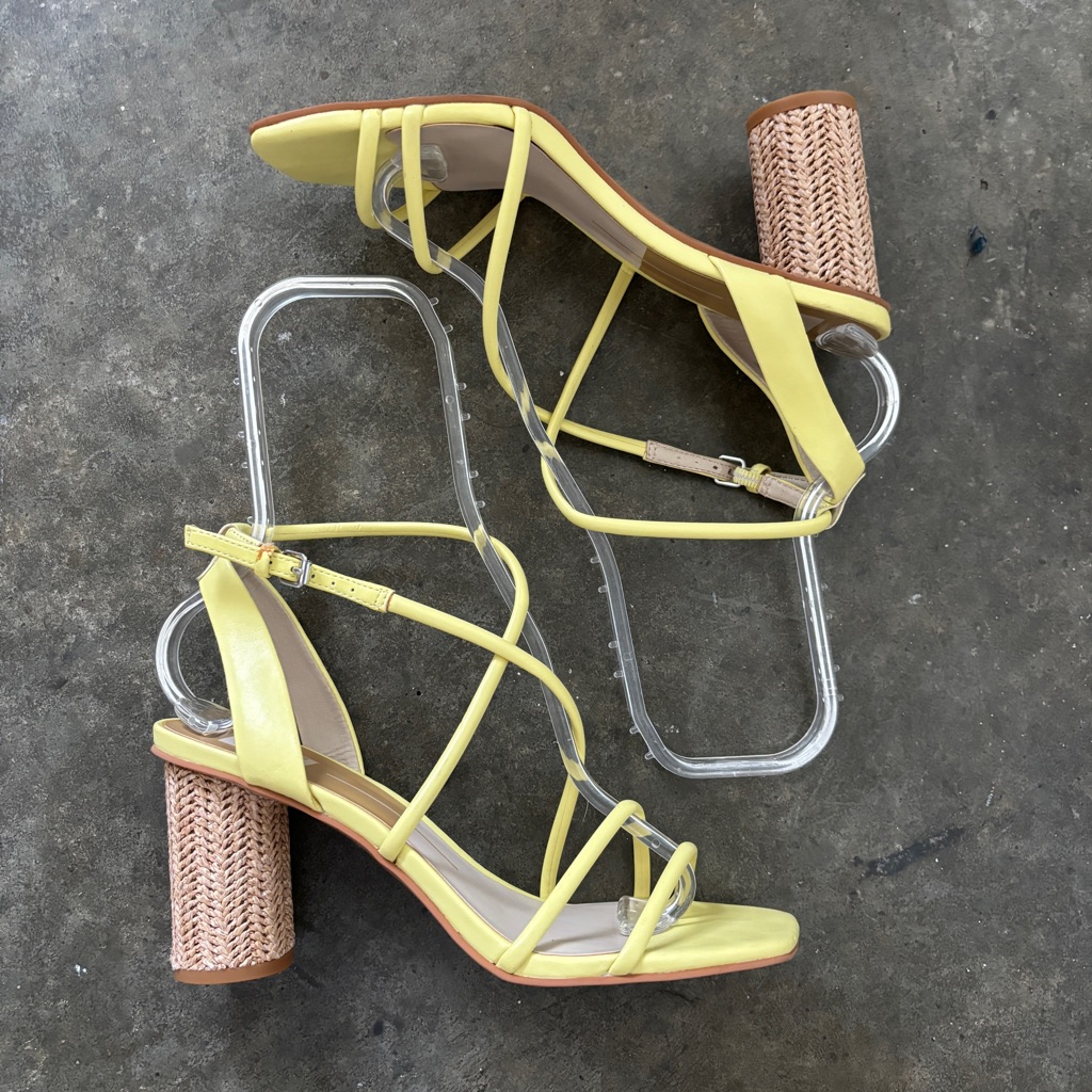 Nwot Dolce Vita Nico Strappy Raffia Heeled Sandal